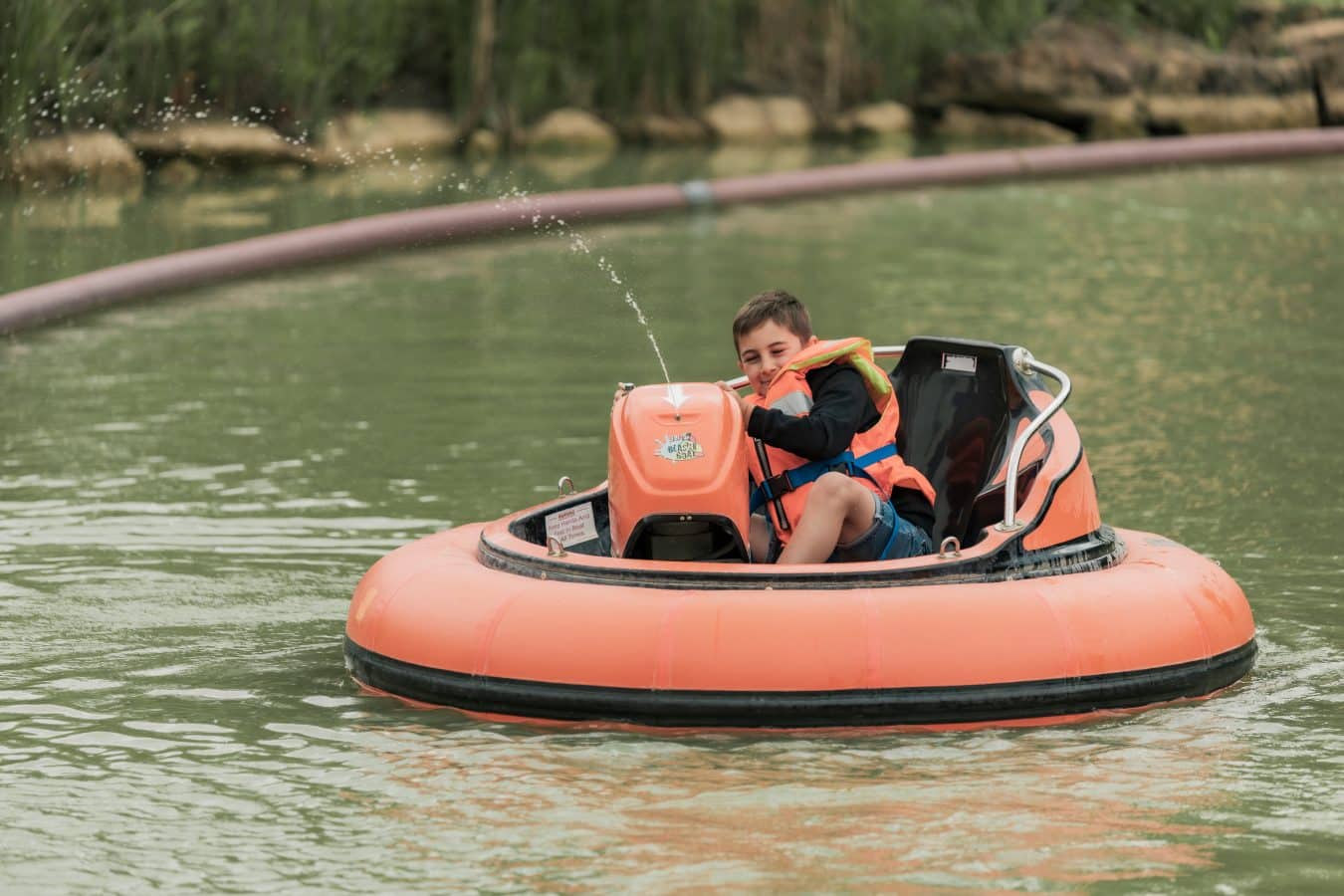 Découvrir en vidéo: Bumper Boat