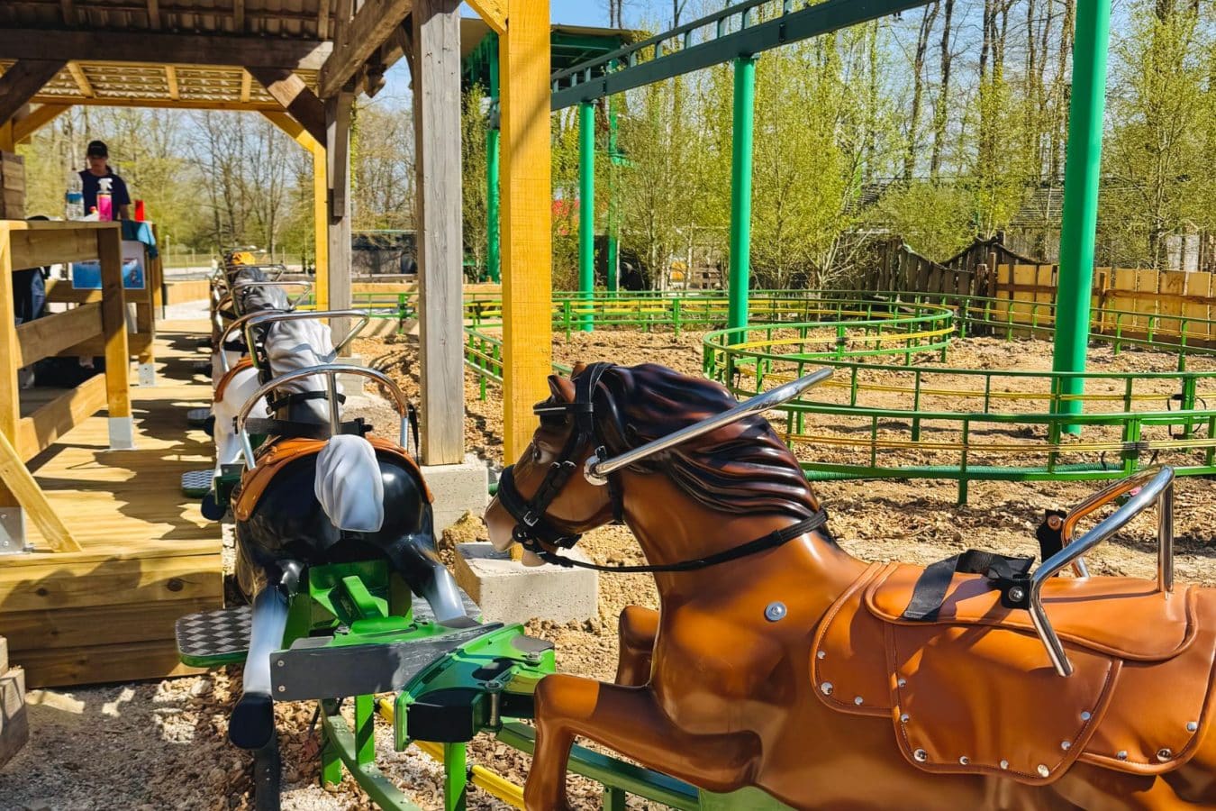 Découvrir en vidéo: Les p&rsquo;tits chevaux